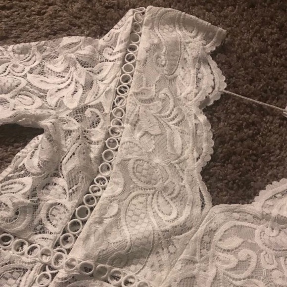 White Lace Top - Picture 4 of 4
